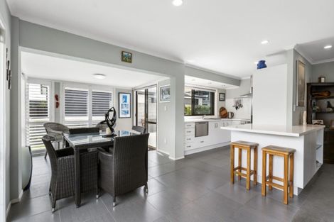 Photo of property in 2 Finlowe Way, Otumoetai, Tauranga, 3110