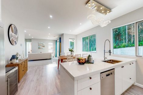 Photo of property in 12 Moko Lane, Greenhithe, Auckland, 0632