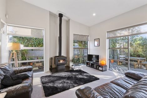 Photo of property in 11 Prebblewood Drive, Prebbleton, 7604