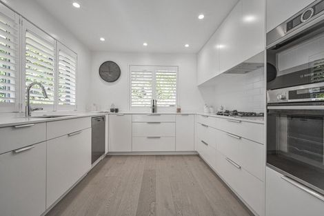 Photo of property in 42 Iona Road, Havelock North, 4130