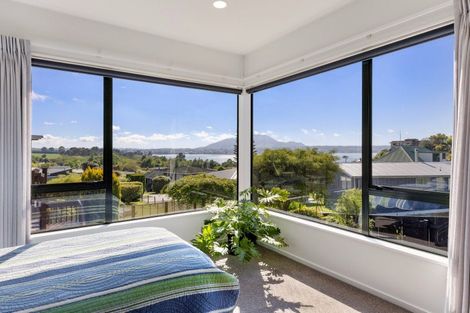 Photo of property in 1 Scenic Heights, Acacia Bay, Taupo, 3330