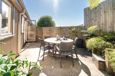 Photo of property in 23 Doris Gordon Crescent, Crofton Downs, Wellington, 6035