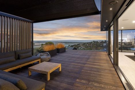 Photo of property in 3 Selleck Street, Mount Pleasant, Christchurch, 8081