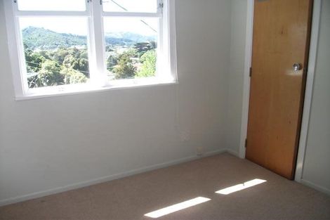 Photo of property in 9 Wrights Hill Road, Karori, Wellington, 6012