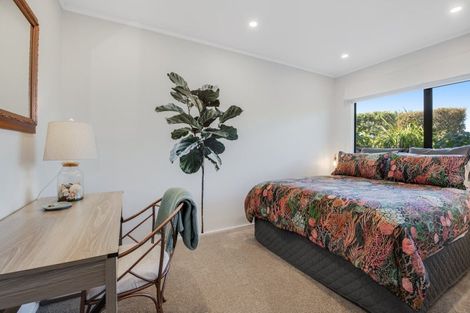 Photo of property in 21 Siesta Terrace, Gulf Harbour, Whangaparaoa, 0930