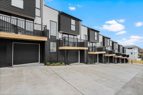 Photo of property in 14 Panoni Lane, Howick, Auckland, 2014