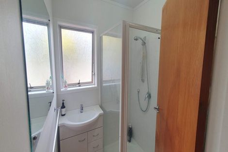 Photo of property in 1/34 Walton Street, Red Beach, 0932