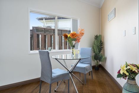 Photo of property in 25c Buscomb Avenue, Henderson, Auckland, 0610