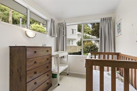 Photo of property in 5 Monmouth Way, Wilton, Wellington, 6012