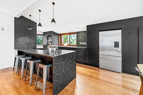 Photo of property in 1 Heathcote Road, Castor Bay, Auckland, 0620