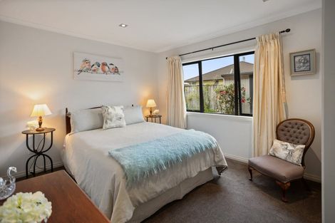 Photo of property in 1 Ringwood Place, Whitianga, 3510