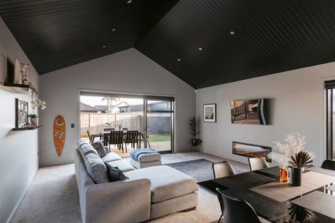 Photo of property in 46 Montiicola Drive, Papamoa Beach, Papamoa, 3118