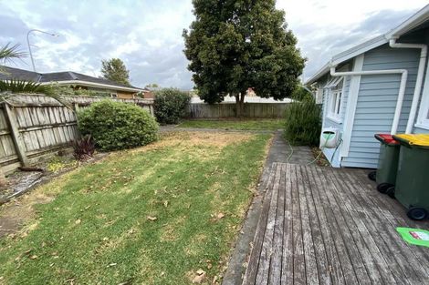 Photo of property in 33 Baring Terrace, Strandon, New Plymouth, 4312
