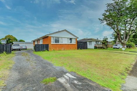 Photo of property in 92 Chingford Close, Mangere, Auckland, 2022
