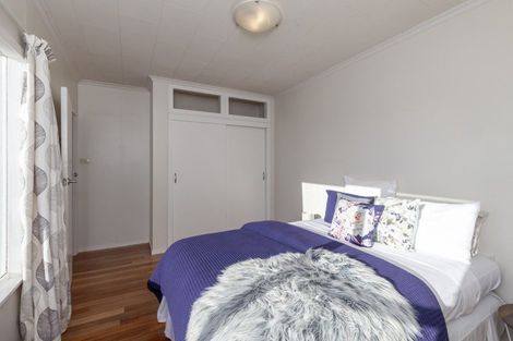 Photo of property in 6 Rewa Road, Raumati Beach, Paraparaumu, 5032