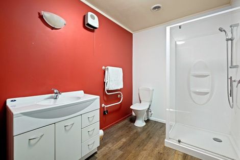 Photo of property in 18 Ash Avenue, Albert Town, Wanaka, 9305