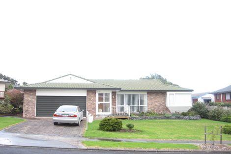 Photo of property in 13 Kuripaka Crescent, The Gardens, Auckland, 2105