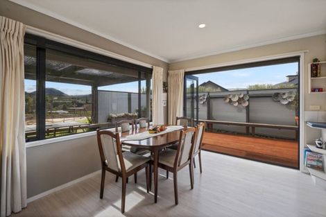 Photo of property in 14 Lakemere Way, Kinloch, Taupo, 3377