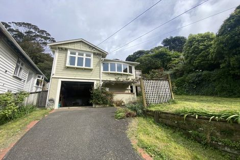 Photo of property in 32 Rodrigo Road, Kilbirnie, Wellington, 6022