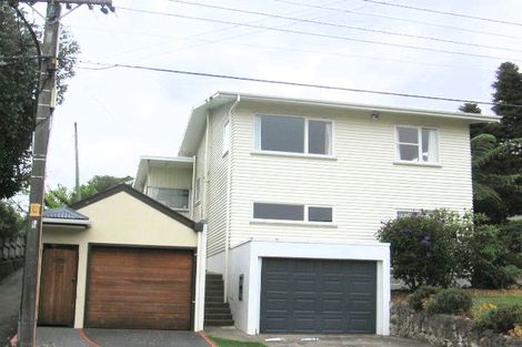 Photo of property in 17 Woodmancote Road, Khandallah, Wellington, 6035
