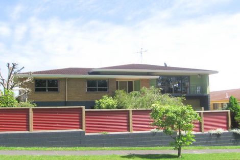 Photo of property in 35 Seales Road, Morrinsville, 3300