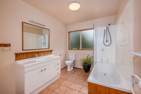 Photo of property in 55 Kendall Road, Kerikeri, 0230