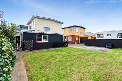 Photo of property in 67a Barrett Street, Westown, New Plymouth, 4310