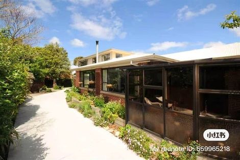 Photo of property in 4 Oakfield Street, Burnside, Christchurch, 8053