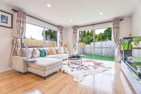 Photo of property in 49a Commodore Drive, Lynfield, Auckland, 1042