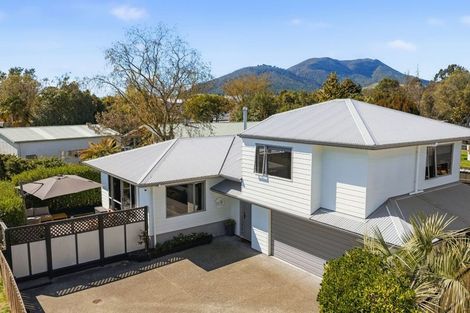 Photo of property in 1/86 Tamatea Road, Taupo, 3330