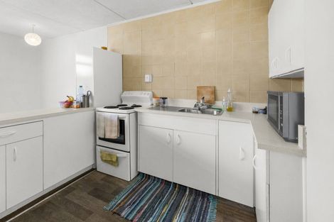 Photo of property in 2/18 Carnot Street, Glenholme, Rotorua, 3010