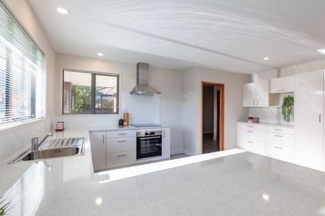 Photo of property in 76 Kapanui Road, Waikanae, 5036