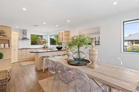 Photo of property in 25 Teal Close, Woolston, Christchurch, 8023