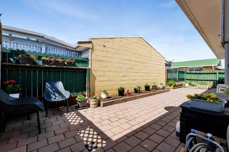 Photo of property in 61 Murray Avenue, Hawera, 4610