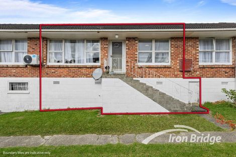Photo of property in 2/281 Glenfield Road, Glenfield, Auckland, 0629