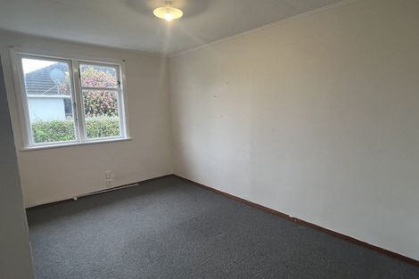 Photo of property in 6 Ayr Place, Hokowhitu, Palmerston North, 4410