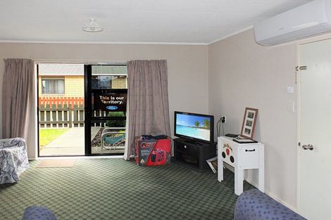 Photo of property in 5 Kowhai Court, Foxton Beach, Foxton, 4815
