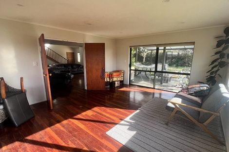 Photo of property in 48 Lakeside Drive, Orewa, 0931