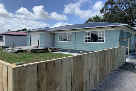 Photo of property in 26 West Coast Road, Te Kopuru, 0371