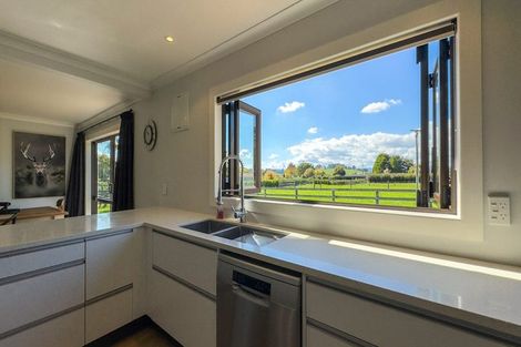 Photo of property in 37 State Highway 27, Tirau, 3410