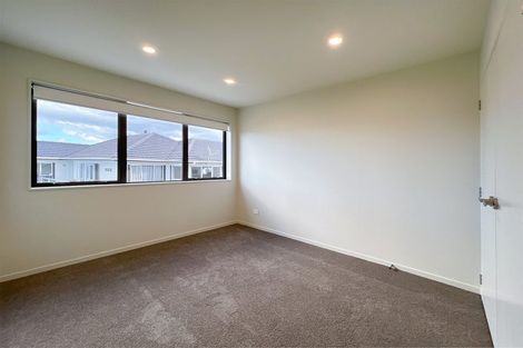 Photo of property in 46a Tiroroa Avenue, Te Atatu South, Auckland, 0610