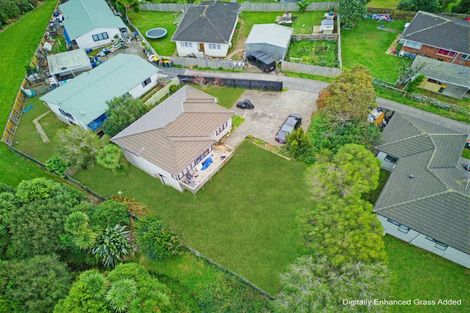 Photo of property in 10 Igloo Place, Red Hill, Papakura, 2110