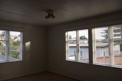 Photo of property in 1/73 Rukutai Street, Orakei, Auckland, 1071