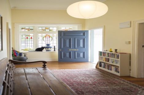 Photo of property in 176 Derwent Street, Island Bay, Wellington, 6023