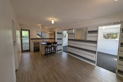 Photo of property in 1 Cliff Lane, Glenbrook, Waiuku, 2681