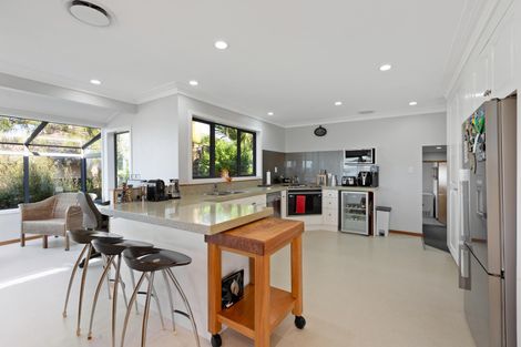 Photo of property in 13 Deanna Drive, West Harbour, Auckland, 0618
