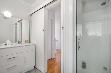 Photo of property in 1/17 Chevis Place, Pakuranga, Auckland, 2010