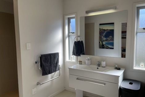 Photo of property in 4 Butterworth Crescent, Papamoa Beach, Papamoa, 3118