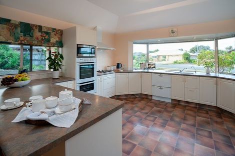 Photo of property in 38 Murray Court, Paraparaumu Beach, Paraparaumu, 5032