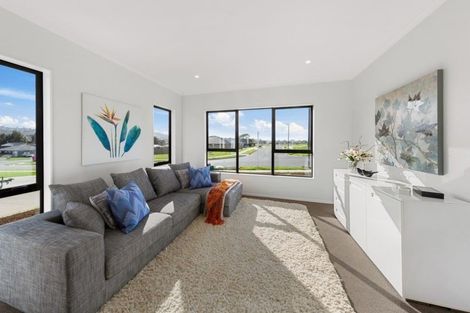 Photo of property in 6 Wingfield Road, Pokeno, 2402